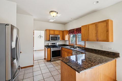 Tiny photo for 663 Anne Lane, Bolingbrook, IL 60440 (MLS # 12616143)