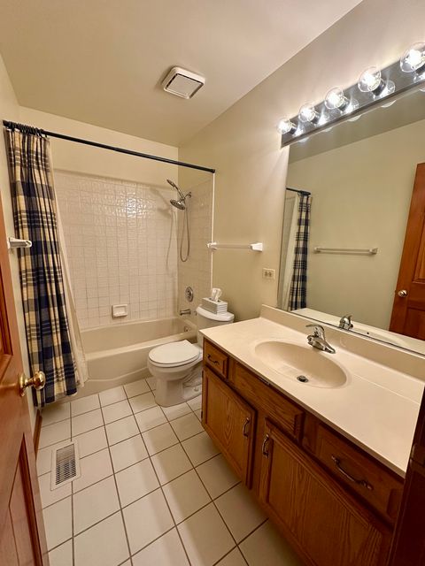 Tiny photo for 4216 White Ash Road, Crystal Lake, IL 60014 (MLS # 12521286)