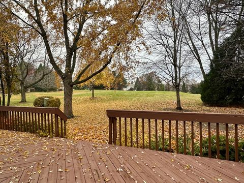 Tiny photo for 4216 White Ash Road, Crystal Lake, IL 60014 (MLS # 12521286)