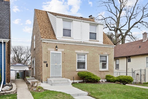 Photo of 8435 S Cregier Avenue, Chicago, IL 60617 (MLS # 12645739)