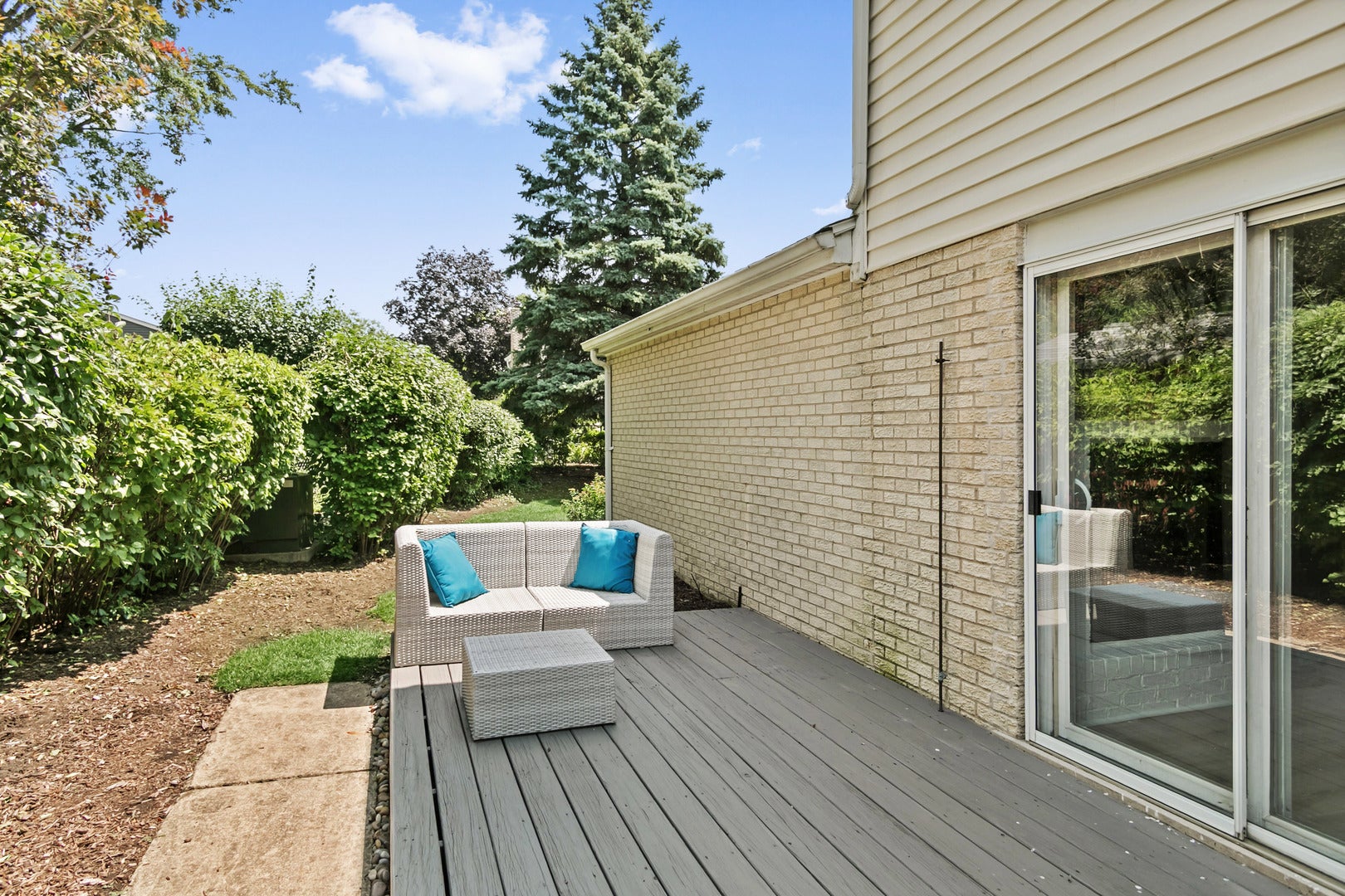 1554 CHICKASAW Drive