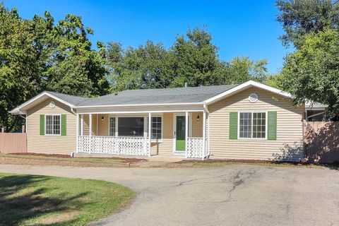 Tiny photo for 513 Conant Avenue, Joliet, IL 60435 (MLS # 12493602)