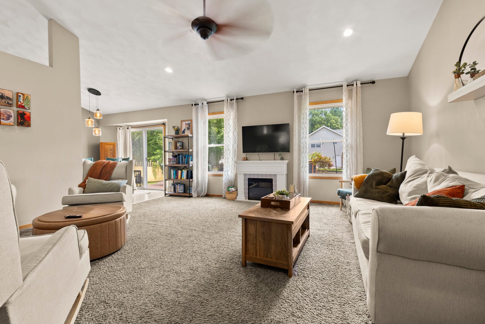 10971 DIXON PINES Circle