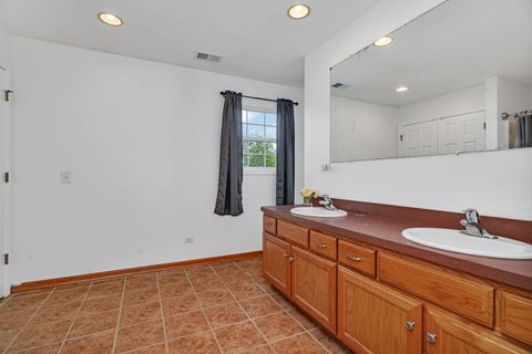 Tiny photo for 1110 S Sandstone Drive, Diamond, IL 60416 (MLS # 12522021)