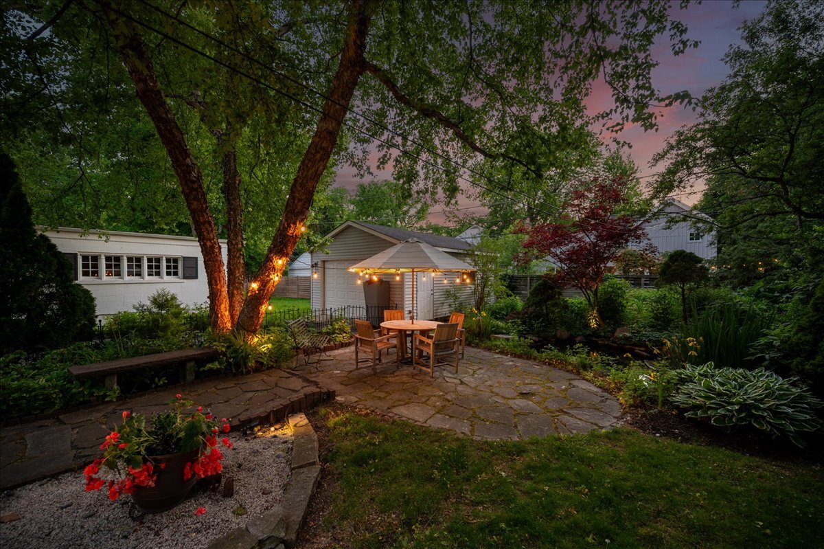 712 Juniper Road