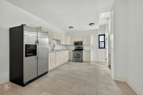 Tiny photo for 2636 S Hamlin Avenue, Chicago, IL 60623 (MLS # 12518256)