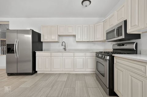 Tiny photo for 2636 S Hamlin Avenue, Chicago, IL 60623 (MLS # 12518256)