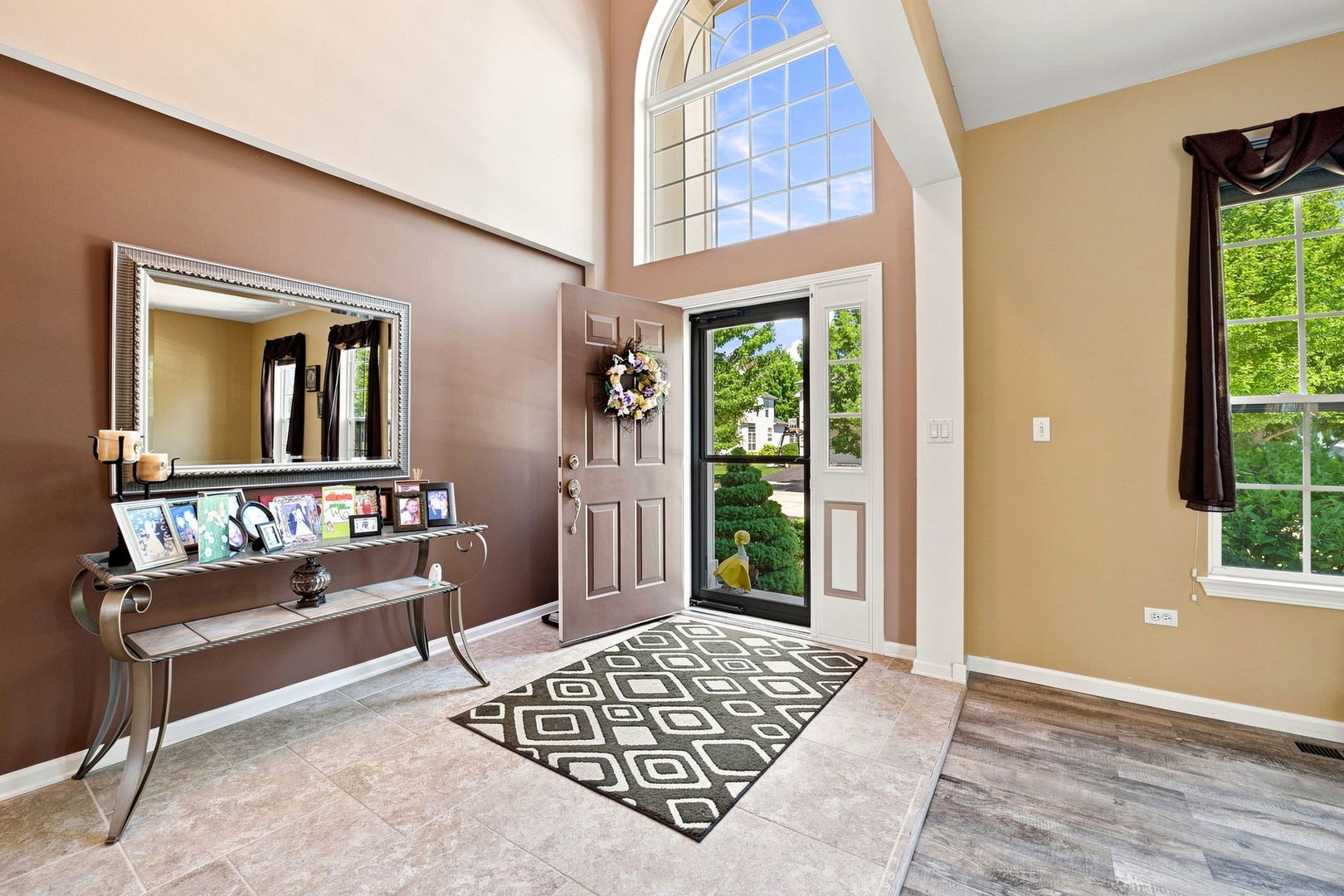 1327 Palisades Drive