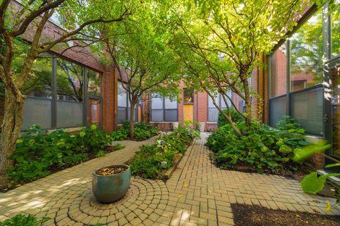 Tiny photo for 2222 N Racine Avenue #12, Chicago, IL 60614 (MLS # 12473770)