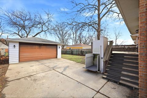 Tiny photo for Country Club Hills, IL 60478 (MLS # 12636987)