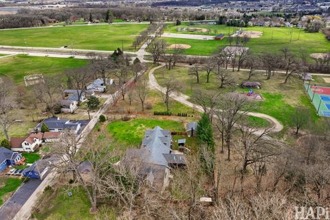 Tiny photo for 4321 Lakewood Road, McHenry, IL 60050 (MLS # 12611872)