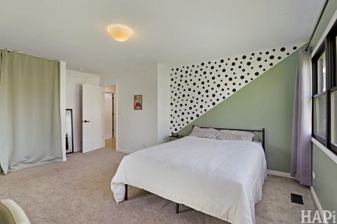 Tiny photo for 4321 Lakewood Road, McHenry, IL 60050 (MLS # 12611872)