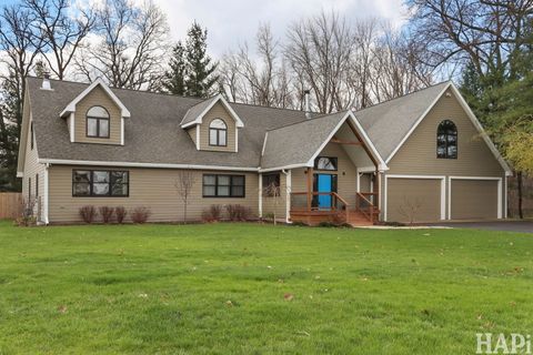 Photo of 4321 Lakewood Road, McHenry, IL 60050 (MLS # 12611872)