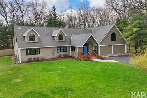 Tiny photo for 4321 Lakewood Road, McHenry, IL 60050 (MLS # 12611872)