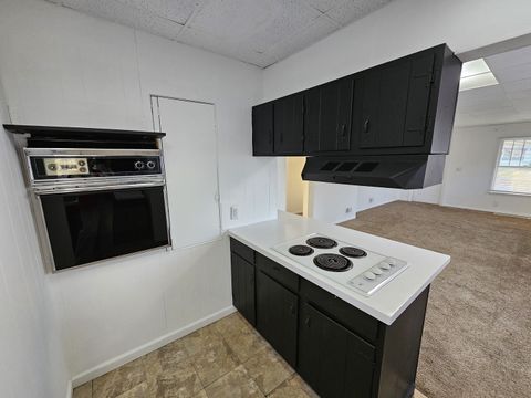 Tiny photo for 1609 Isabella, Mt Vernon, IL 62864 (MLS # 12579582)