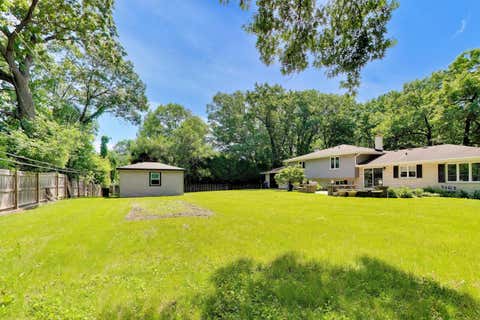 Tiny photo for 16w250 93rd Place, Burr Ridge, IL 60527 (MLS # 12711670)