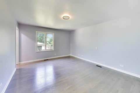 Tiny photo for 16w250 93rd Place, Burr Ridge, IL 60527 (MLS # 12711670)
