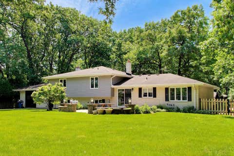 Tiny photo for 16w250 93rd Place, Burr Ridge, IL 60527 (MLS # 12711670)
