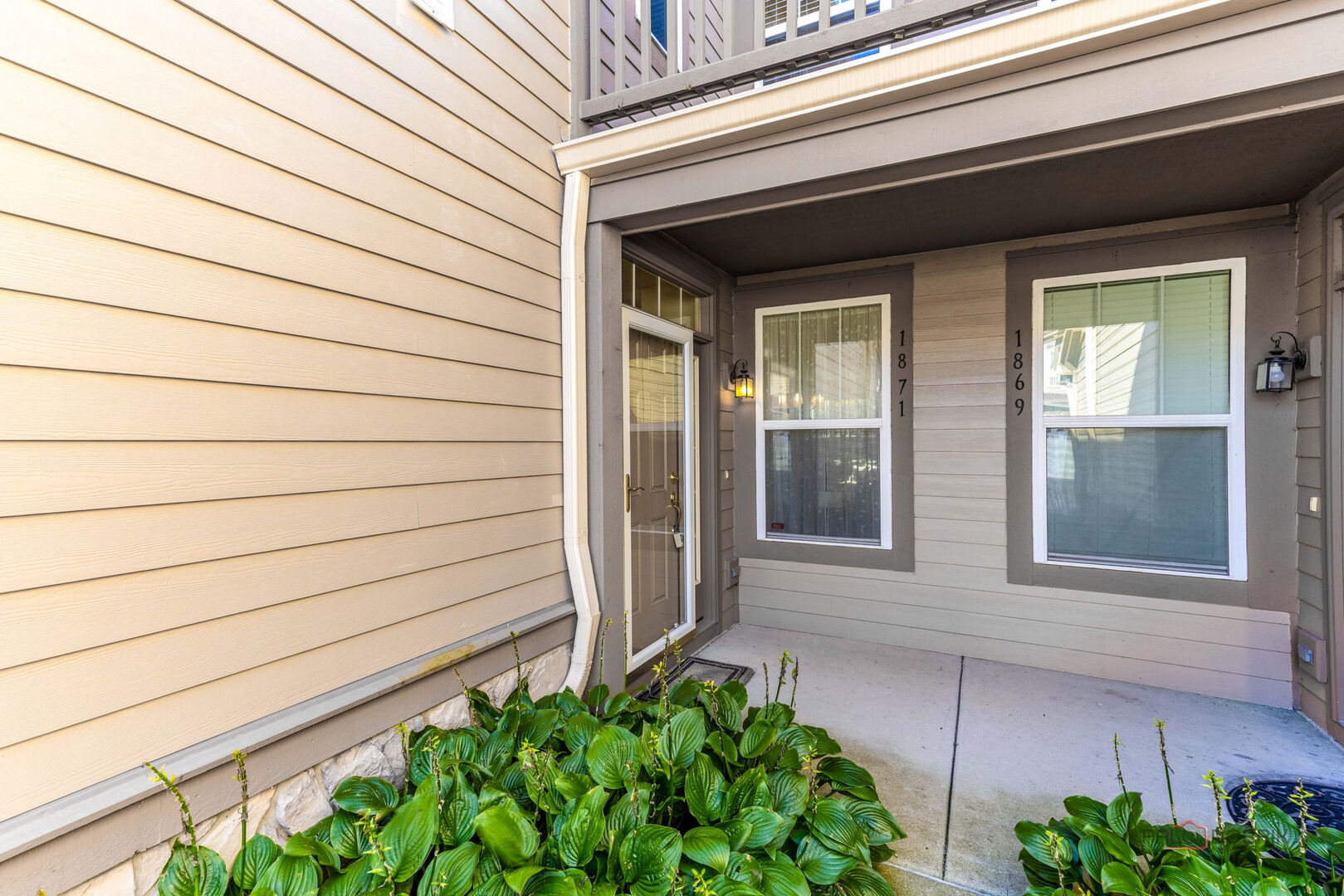 1871 Crenshaw Circle