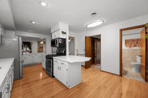 Tiny photo for 1424 11th Street A, Moline, IL 61265 (MLS # 12681732)