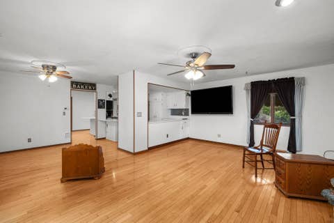 Tiny photo for 1424 11th Street A, Moline, IL 61265 (MLS # 12681732)
