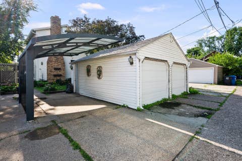 Tiny photo for 1424 11th Street A, Moline, IL 61265 (MLS # 12681732)