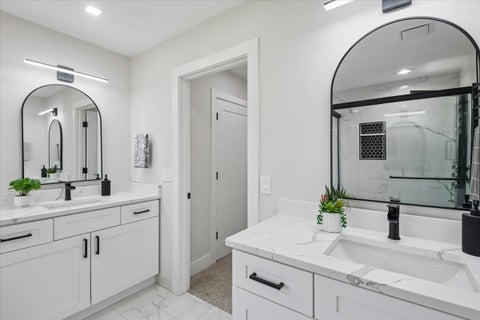 Tiny photo for 2328 Acorn Place, Buffalo Grove, IL 60089 (MLS # 12794869)