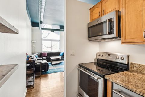 Tiny photo for 2343 N Greenview Avenue #111, Chicago, IL 60614 (MLS # 12516288)