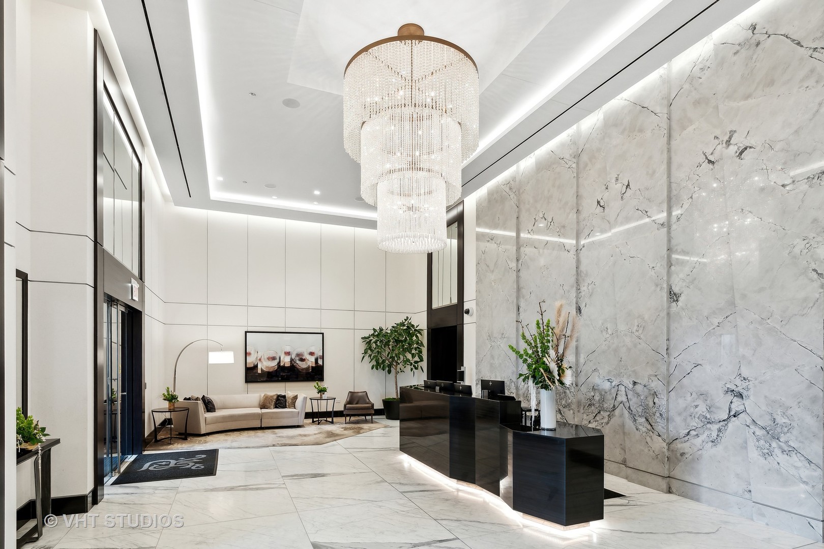 363 E Wacker Drive 7501