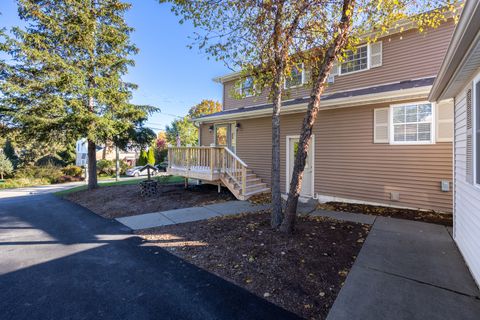 Tiny photo for 25721 W Lakeview Avenue, Wauconda, IL 60084 (MLS # 12505648)