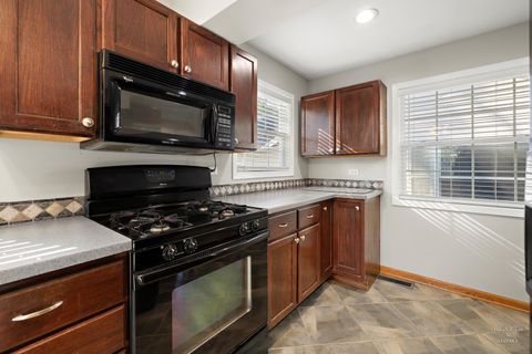 Tiny photo for 25721 W Lakeview Avenue, Wauconda, IL 60084 (MLS # 12505648)