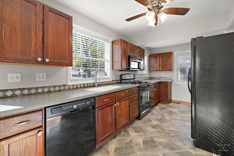 Tiny photo for 25721 W Lakeview Avenue, Wauconda, IL 60084 (MLS # 12505648)