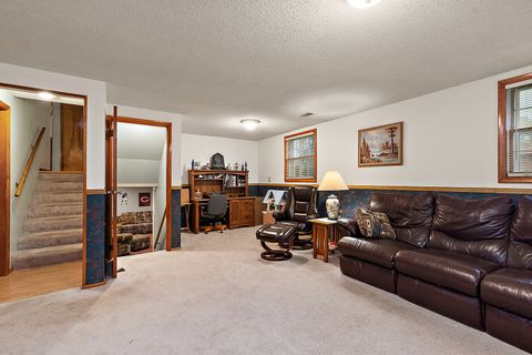 Tiny photo for 2924 192nd Place, Lansing, IL 60438 (MLS # 12503868)