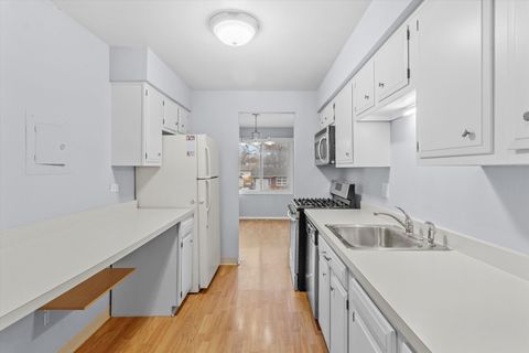 Tiny photo for 3026 Roberts Drive #7, Woodridge, IL 60517 (MLS # 12525982)