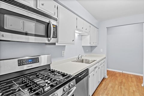 Tiny photo for 3026 Roberts Drive #7, Woodridge, IL 60517 (MLS # 12525982)