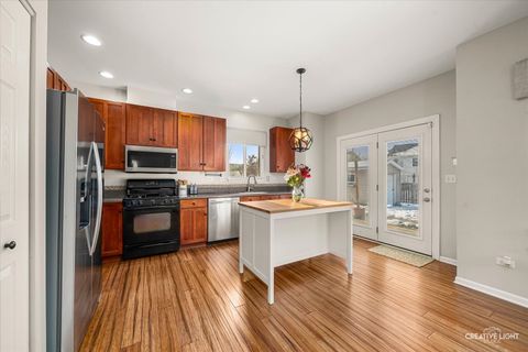 Tiny photo for 2455 Montclair Lane, Montgomery, IL 60538 (MLS # 12527563)