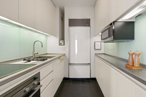 Tiny photo for 880 N Lake Shore Drive #19A, Chicago, IL 60611 (MLS # 12419494)