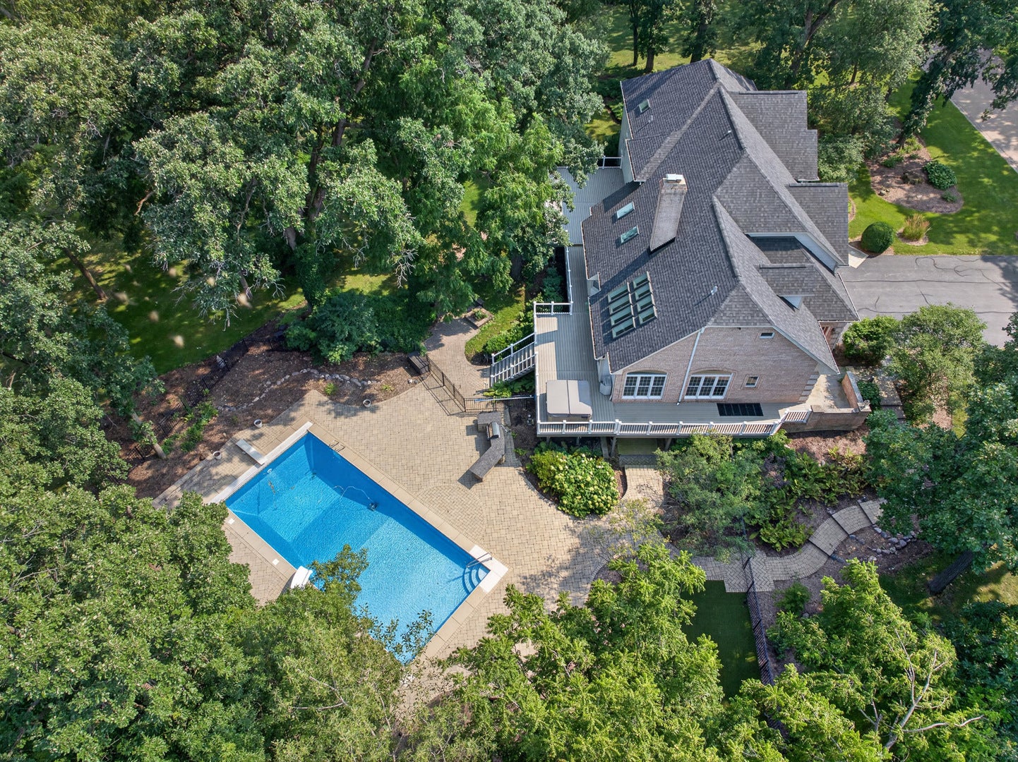 3N681 Trotter Lane