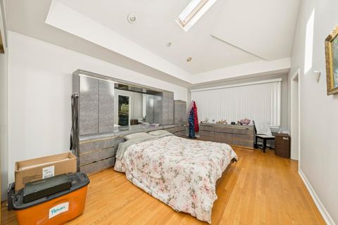 Tiny photo for 6433 N Drake Avenue, Lincolnwood, IL 60712 (MLS # 12512058)