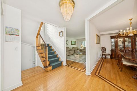 Tiny photo for 6433 N Drake Avenue, Lincolnwood, IL 60712 (MLS # 12512058)