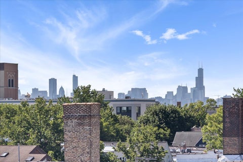 Tiny photo for 4939 N Damen Avenue #301, Chicago, IL 60625 (MLS # 12671800)
