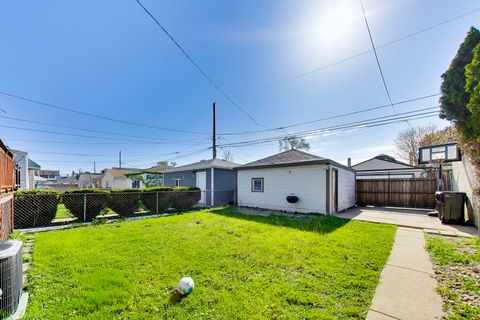 Tiny photo for 2928 N Natchez Avenue, Chicago, IL 60634 (MLS # 12634775)
