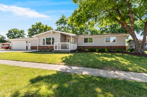 Photo of 211 Indian Oaks Drive, Minooka, IL 60447 (MLS # 12661752)
