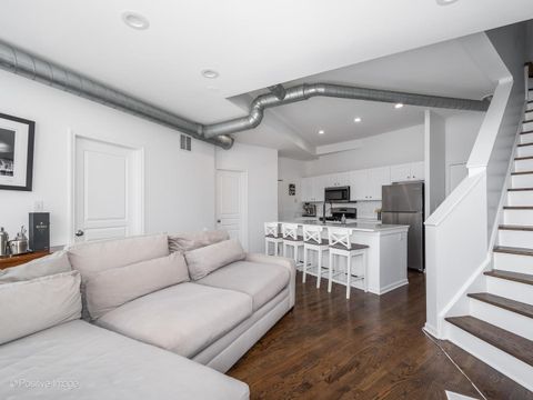 Tiny photo for 1645 W School Street #418, Chicago, IL 60657 (MLS # 12491204)