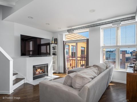 Tiny photo for 1645 W School Street #418, Chicago, IL 60657 (MLS # 12491204)