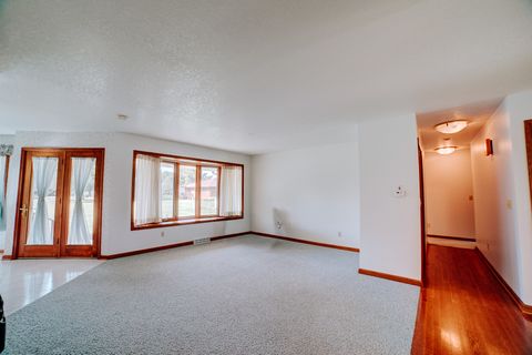 Tiny photo for 601 N Church Street, Crescent City, IL 60928 (MLS # 12492940)