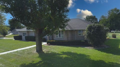 Tiny photo for 601 N Church Street, Crescent City, IL 60928 (MLS # 12492940)