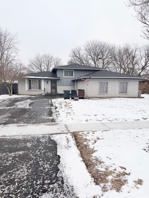 Photo of 452 Manor Drive, Peotone, IL 60468 (MLS # 12573423)