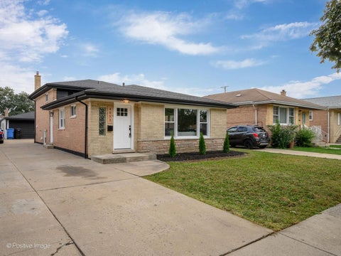 Tiny photo for 4051 W 80th Place, Chicago, IL 60652 (MLS # 12763075)