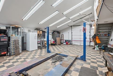 Tiny photo for 911 Somerset Street, New Lenox, IL 60451 (MLS # 12587397)